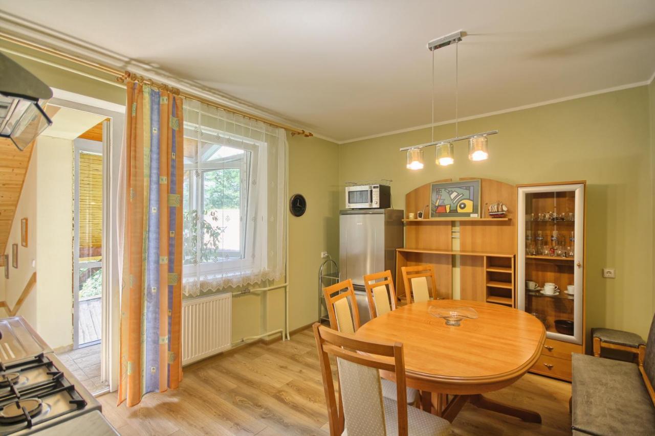 Hotel Poilsis Pas Tada à Druskininkai Extérieur photo